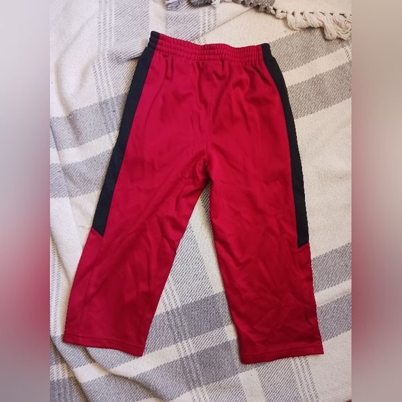 Boys 3t Nike Razorbacks pants - Picture 2 of 3